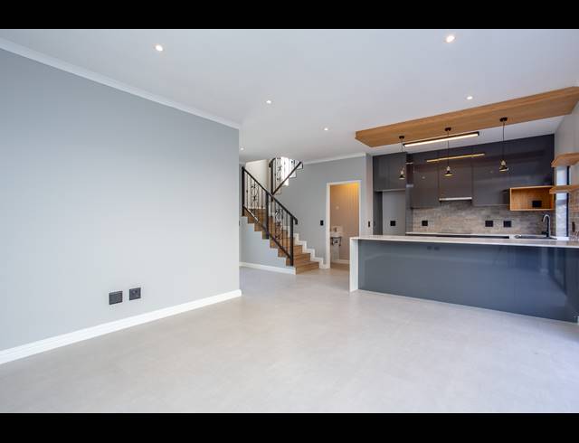 3 BEDROOM HOUSE TO LET IN SYBRAND PARK